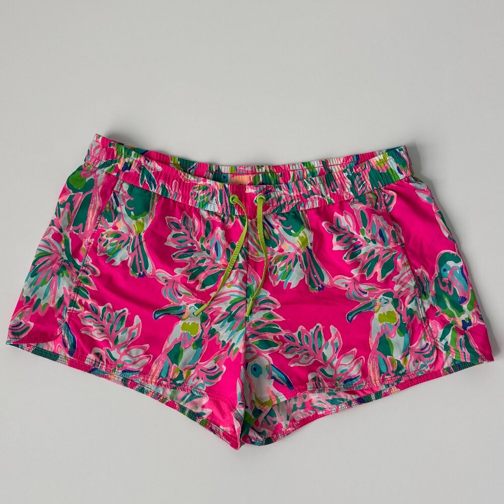 Lilly Pulitzer Runaround Luxletic Shorts in Dragonfruit Toucan Can Size Medium